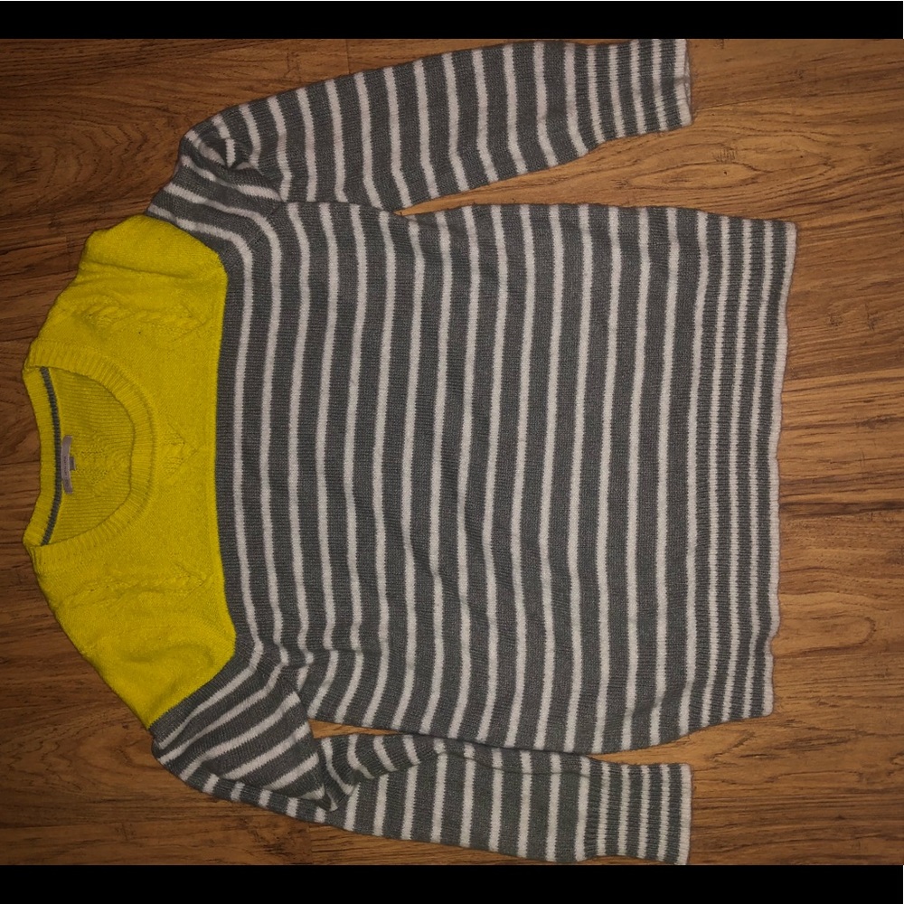 OldNavy sweater- size Large worn once